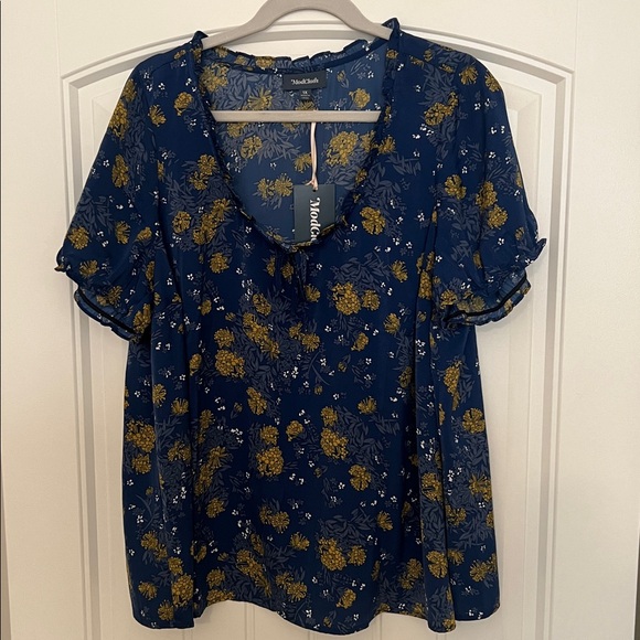 Modcloth Tops - Modcloth Navy Blue Short Sleeve Floral Blouse with Mustard Accents